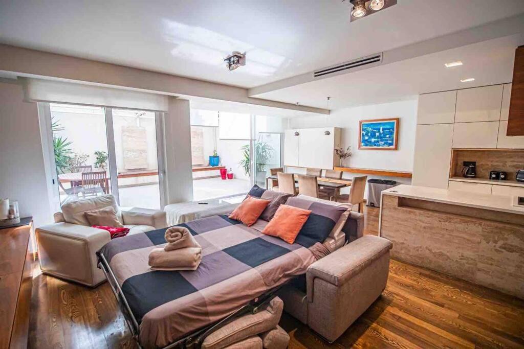 Pembroke St Julians Luxury, Comfort, Location Εξωτερικό φωτογραφία