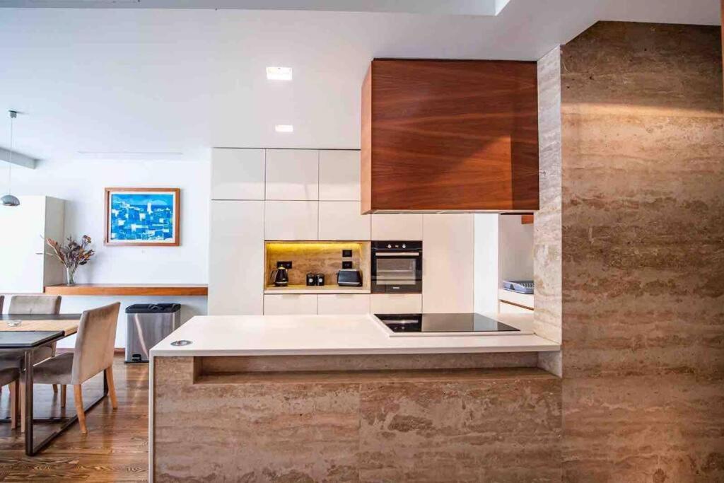 Pembroke St Julians Luxury, Comfort, Location Εξωτερικό φωτογραφία